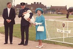 HM The Queen 
Mother meets Pilot Officer Cedric, the CFS mascot on the 75th Anniversary of the formation of the school